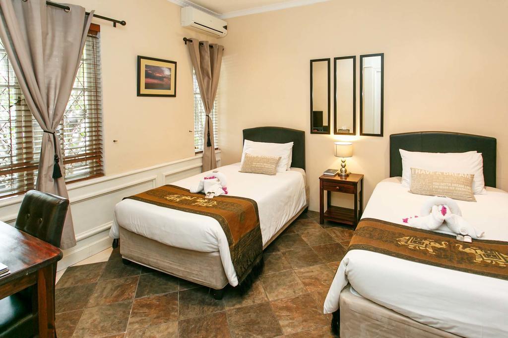 ซันเบลล์ ลอดจ์ Hotel เบลวิลล์ ภายนอก รูปภาพ